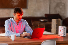 Lade das Bild in den Galerie-Viewer, Uno 2 - Rotlichtlampe B-Ware